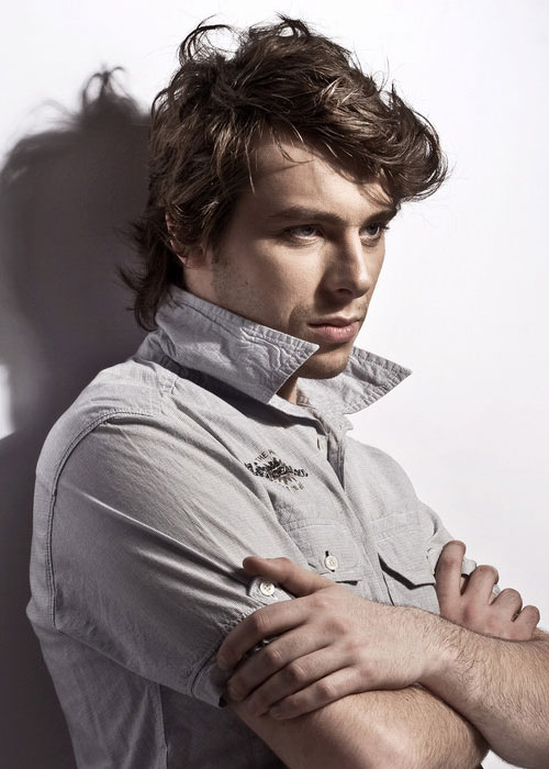 heartbreak-kid-longer-style-for-a-man